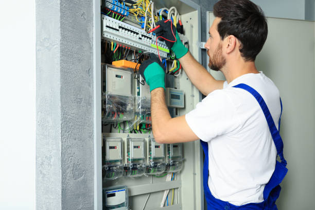 Best Electrical Outlet Repair  in Lincoln Park, NY